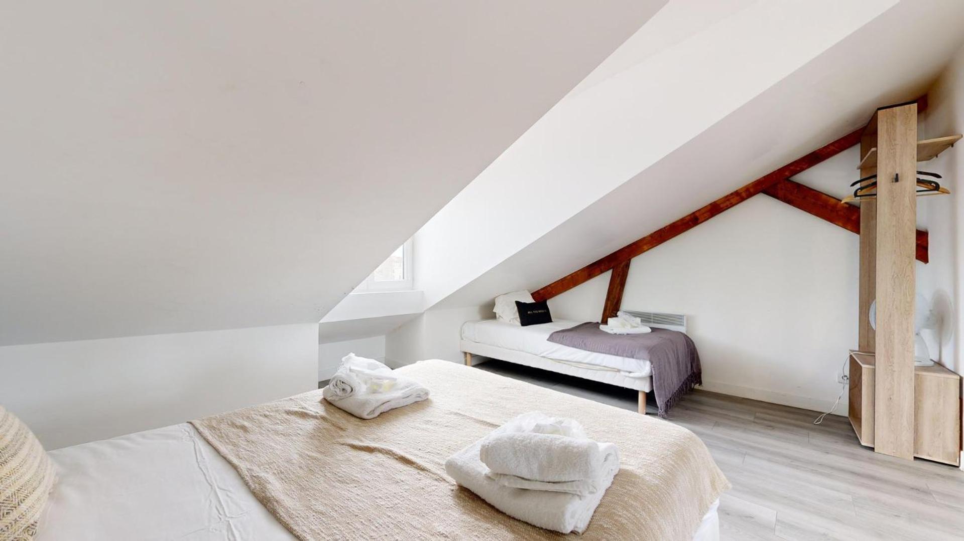 805 Suite Amazing - Superbe Duplex Bagnolet Buitenkant foto